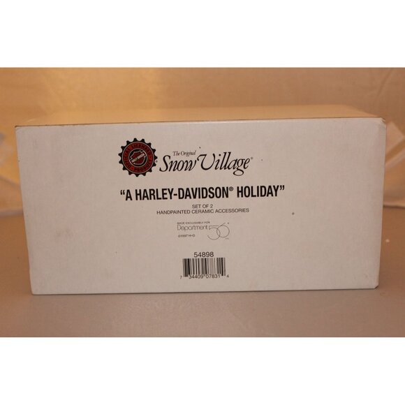 Dept 56 Snow Village - A Harley Davidson Christmas - Picture 4 of 5